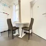 In Viktoria Zizkov * プラハ